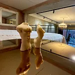- Amberstone Lux Loft Apartment