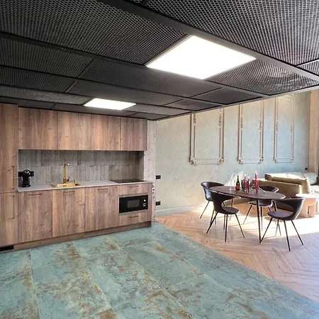 - Amberstone Lux Loft Апартаменты *