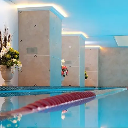 - Amberstone Lux Loft *