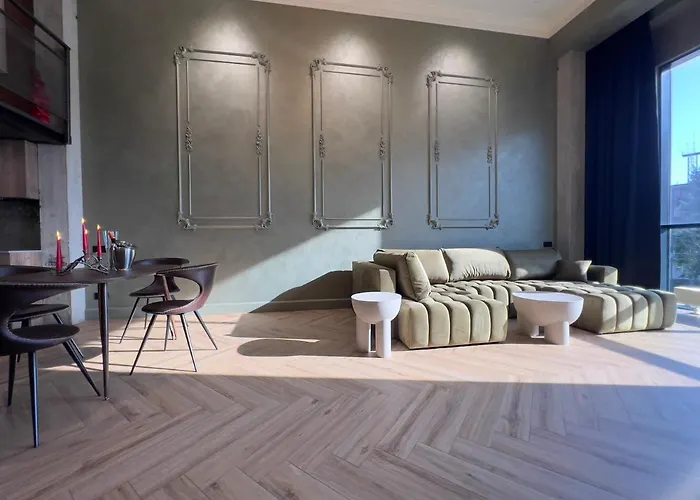 - Amberstone Lux Loft *